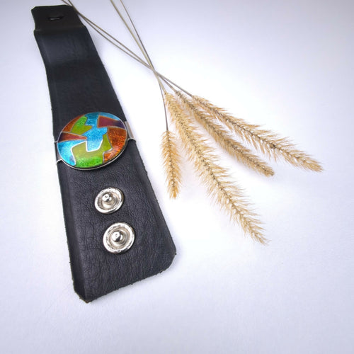 Bracelet manchette en cuir et émaux cloisonnés sur argent - multicolore | EMPREINTES Paris - EMPREINTES Paris