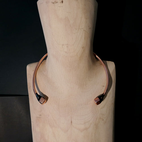 Torque IRTISEN | EMPREINTES Paris - EMPREINTES Paris