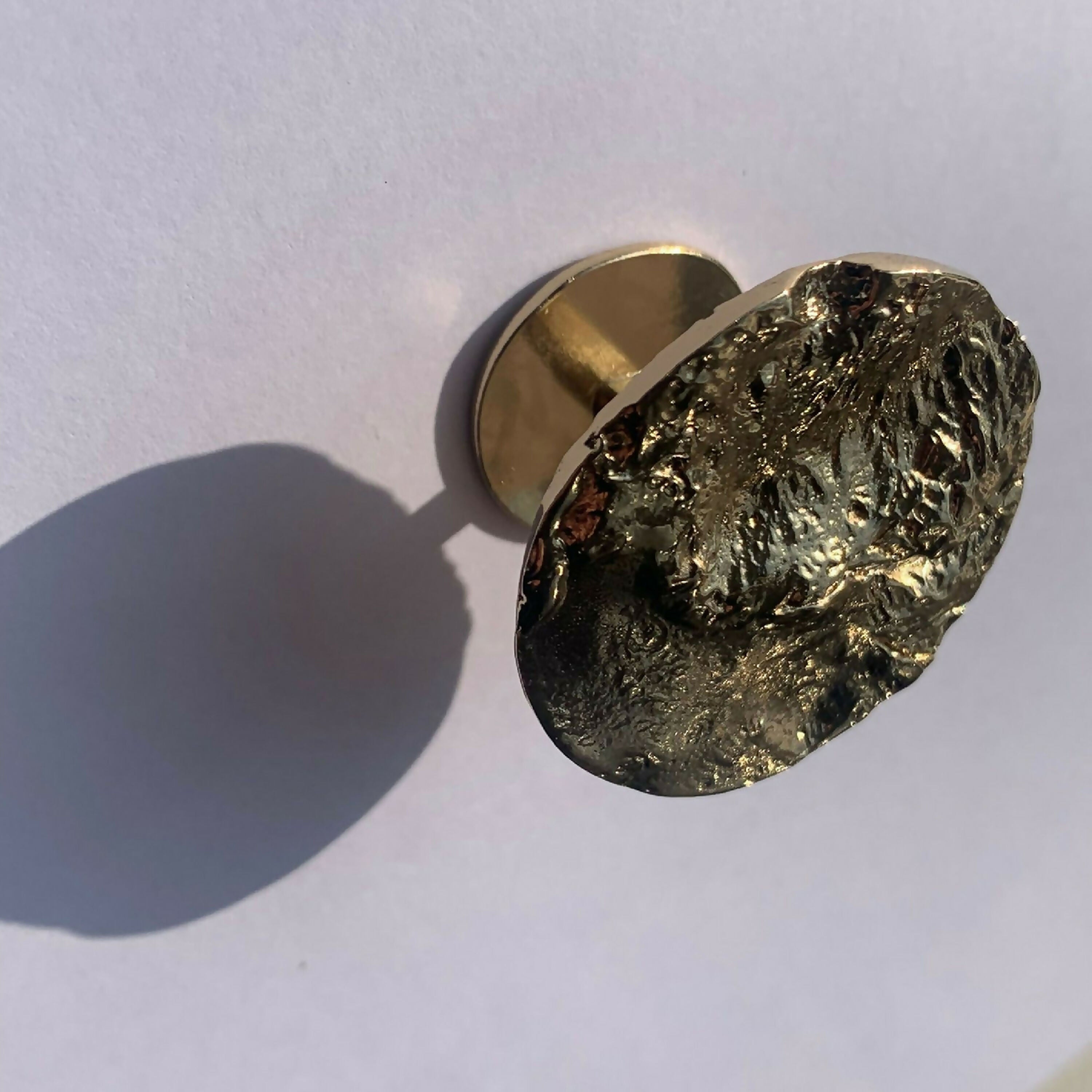 Bague entre deux doigts POUSSIERE DE SOLEIL | EMPREINTES Paris