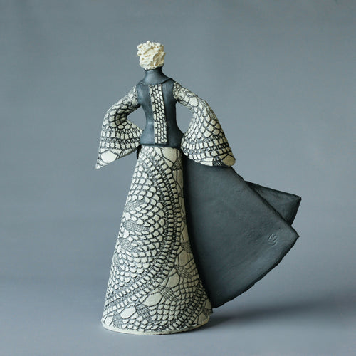 statuette_madame_noir_et_blanc_n°333_jeanne_sarah_bellaiche copie | EMPREINTES Paris - EMPREINTES Paris