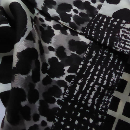 Foulard pointe soie- Ethno chic noir blanc | EMPREINTES Paris - EMPREINTES Paris