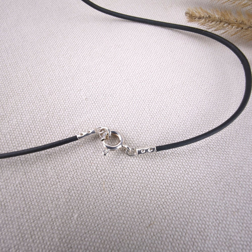 Collier en émail sur paillon d'argent - Lumière & Élégance - Vert/bleus | EMPREINTES Paris - EMPREINTES Paris