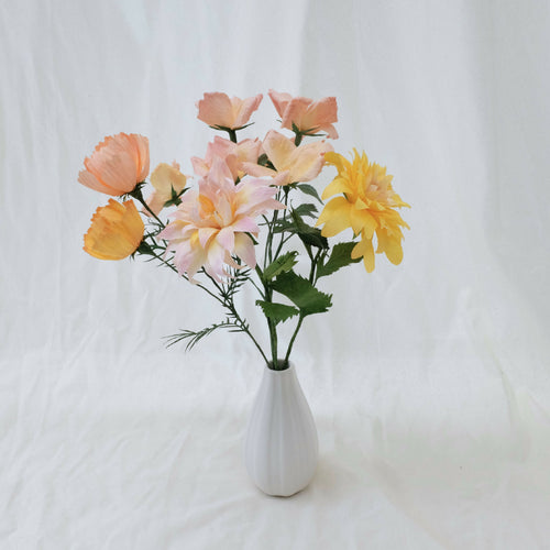 Bouquet de fleurs en papier tons roses & jaunes : deux dahlias, deux cosmos, roses sauvages | EMPREINTES Paris - EMPREINTES Paris