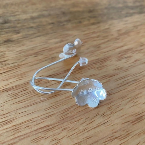 boucles_doreilles_fleurs_en_argent_massif_martele_artyssia copie | EMPREINTES Paris - EMPREINTES Paris