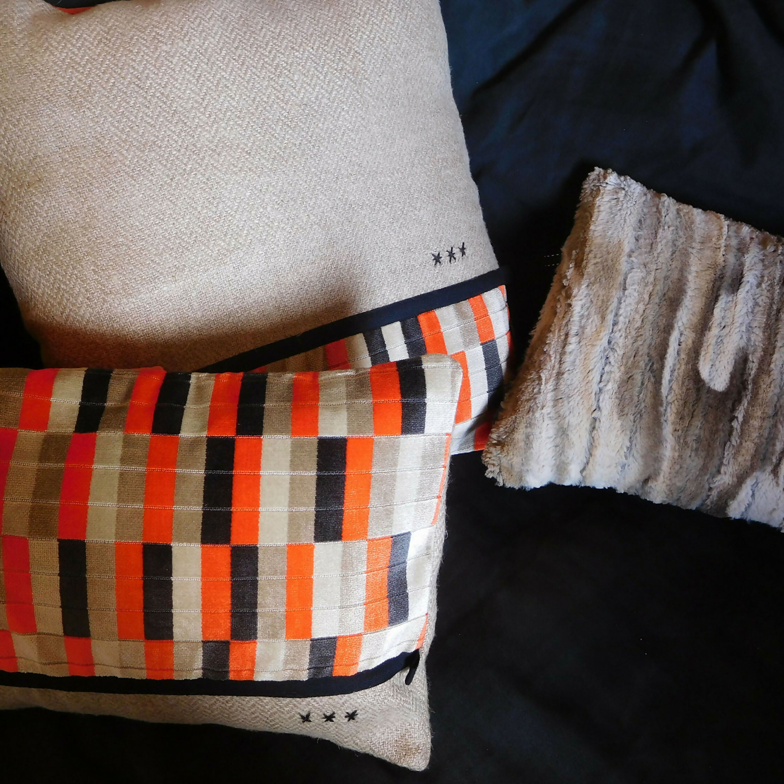 coussin_underground_carre_instant_present copie | EMPREINTES Paris