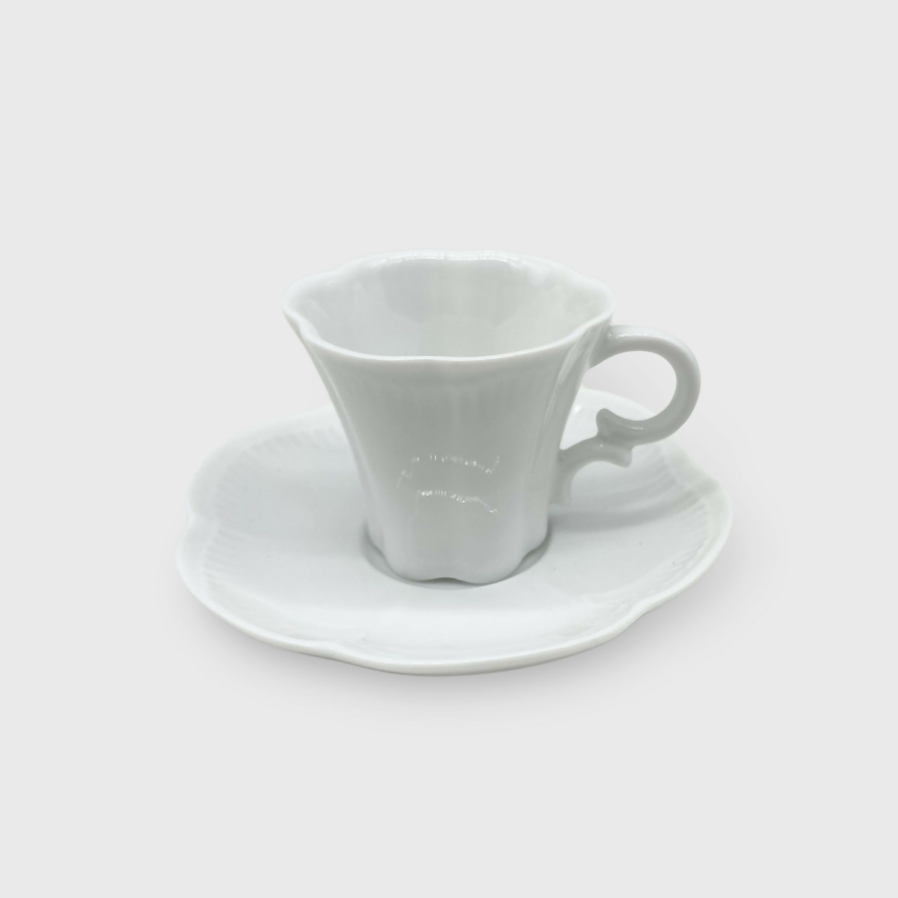 tasse_moka_et_soucoupe_collection_perle_porcelaine_de_limoges_la_seynie copie | EMPREINTES Paris