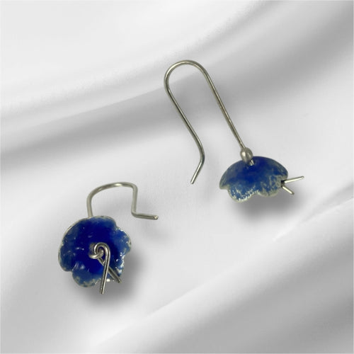 Boucles d'oreilles en argent fin émaillé - Bleu électrique | EMPREINTES Paris - EMPREINTES Paris