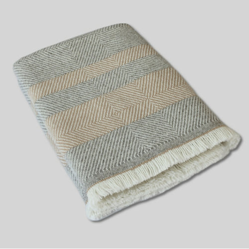 Plaid Le Montagnard | EMPREINTES Paris - EMPREINTES Paris