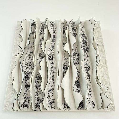 bas_relief_tableau_papier_porcelaine_collection_ecorce_et_verre_noir_guenaelle_grassi copie | EMPREINTES Paris - EMPREINTES Paris