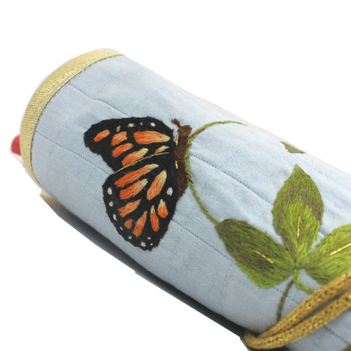 Trousse d'artiste brodée passiflore et monarque | EMPREINTES Paris - EMPREINTES Paris