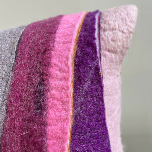 coussin_collection_strates_roses_v_accords_feutres copie | EMPREINTES Paris - EMPREINTES Paris