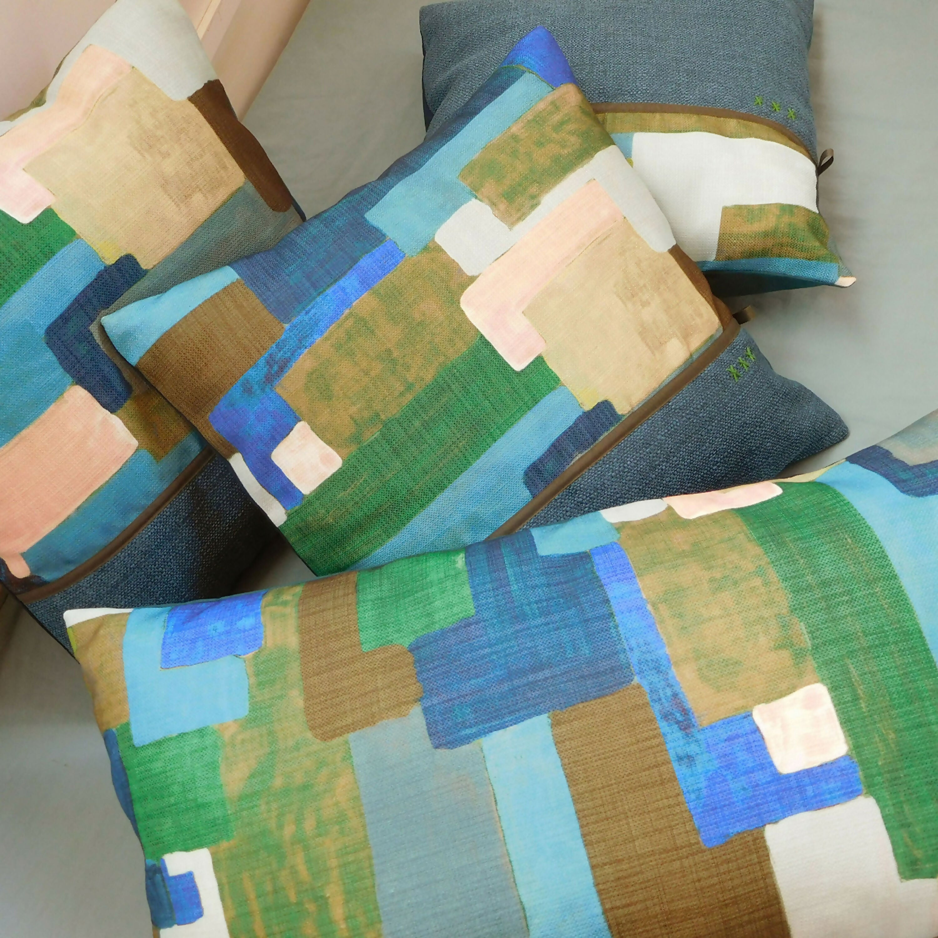 coussin_archidesign_carre2_instant_present copie | EMPREINTES Paris