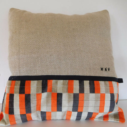 coussin_underground_carre_instant_present copie | EMPREINTES Paris - EMPREINTES Paris