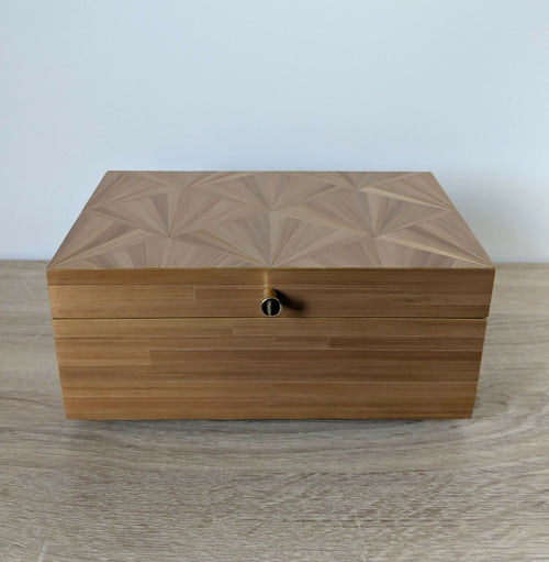 coffret_avec_marqueterie_de_paille_motif_eventail_art_deco_dore_jerome_ebenisterie copie | EMPREINTES Paris - EMPREINTES Paris