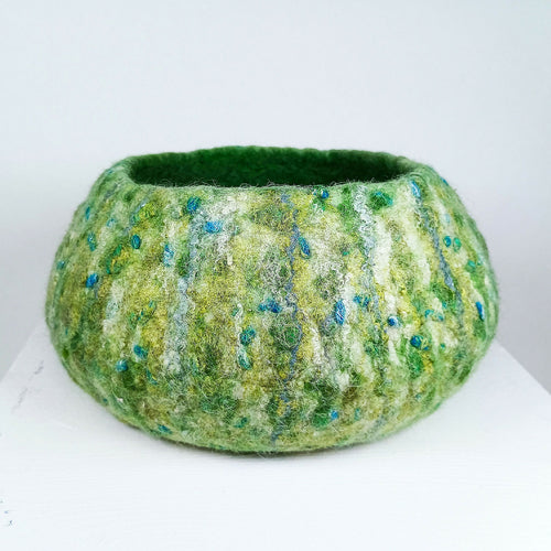 vide_poche_oursin_vert_et_bleu_en_feutre_de_laine_atelier_lanzetta copie | EMPREINTES Paris - EMPREINTES Paris