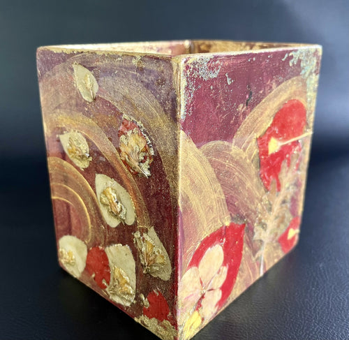 vase_carton_laque_eucalyptus_atelier_solange_godard copie | EMPREINTES Paris - EMPREINTES Paris