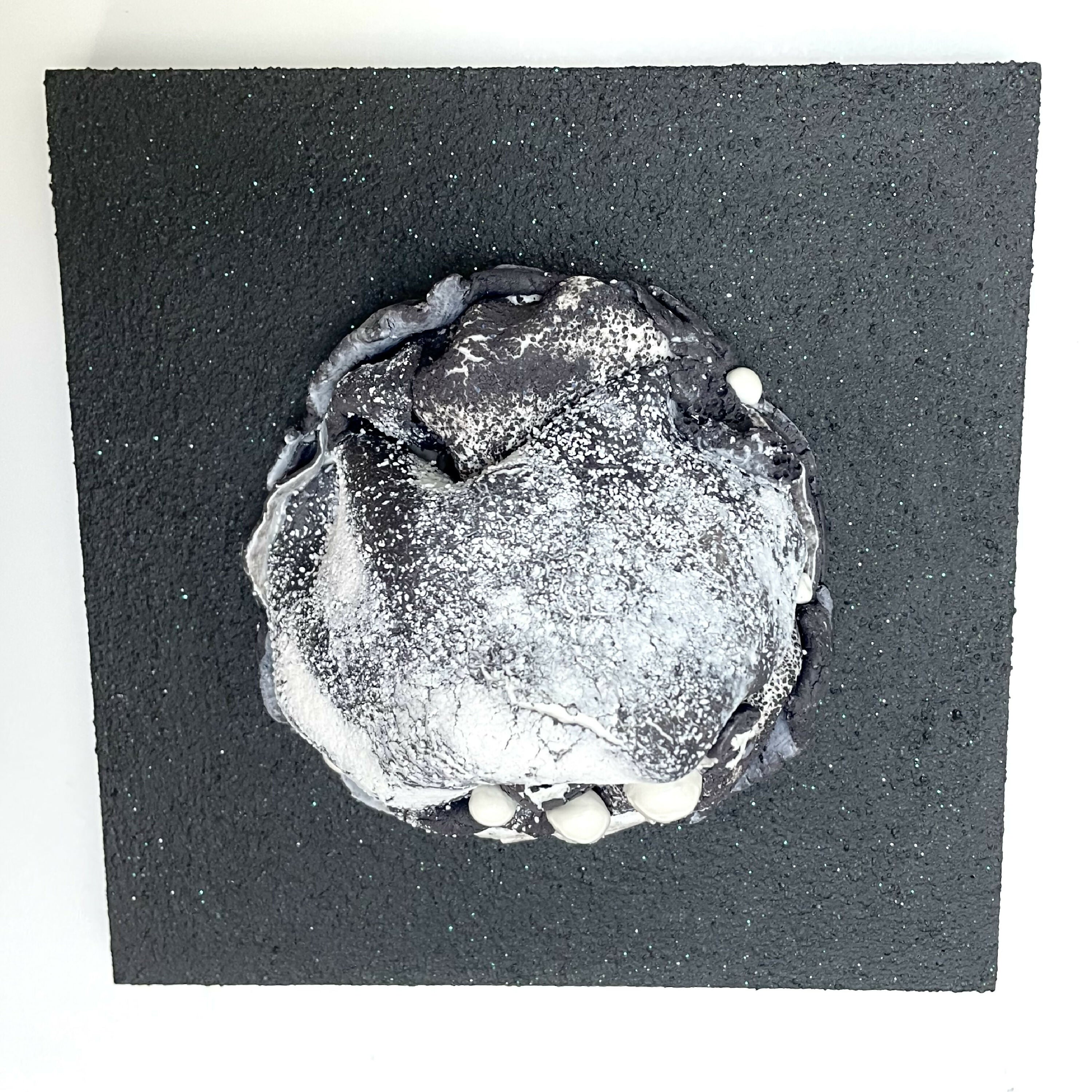 Bas relief tableau porcelaine collection Planète 3 | EMPREINTES Paris