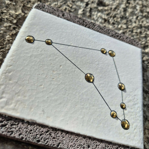 carre_de_pierre_de_lave_emaillee_constellation_du_capricorne_les_emaux_de_marie copie | EMPREINTES Paris - EMPREINTES Paris