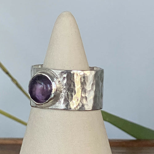 bague_bandeau_en_argent_massif_cabochon_en_amethyste_serti_clos_artyssia2 copie | EMPREINTES Paris - EMPREINTES Paris