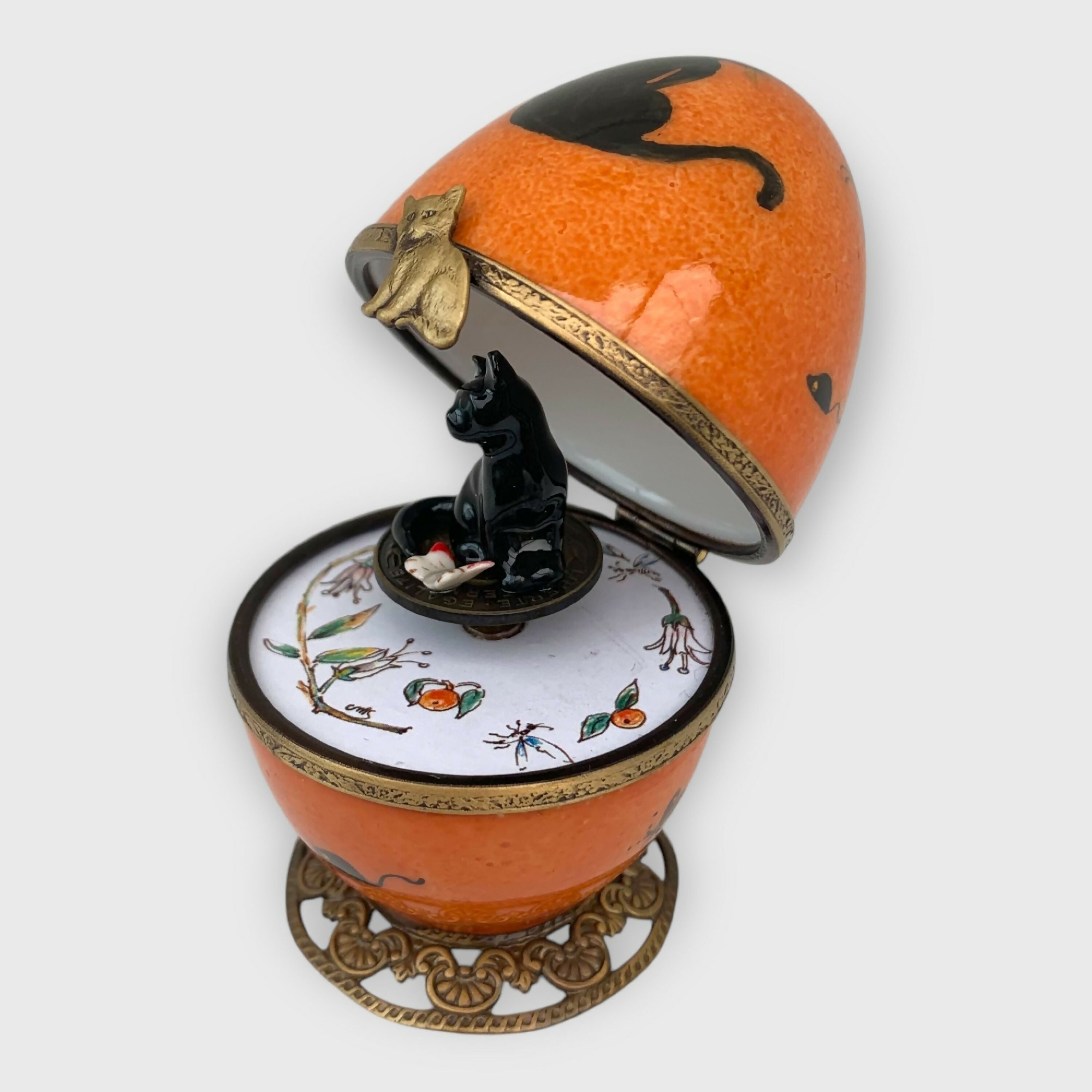 oeuf musical orange décor chat noir2 | EMPREINTES Paris