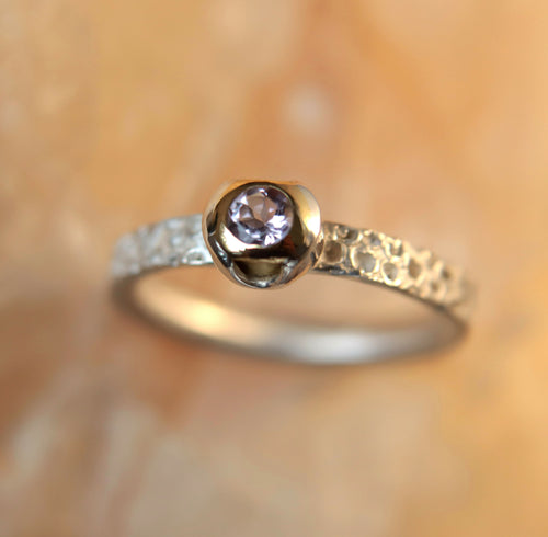 bague_volcanique_ii_piece_unique_t46_en_argent_et_or_avec_amethyste_sol_billeke copie | EMPREINTES Paris - EMPREINTES Paris
