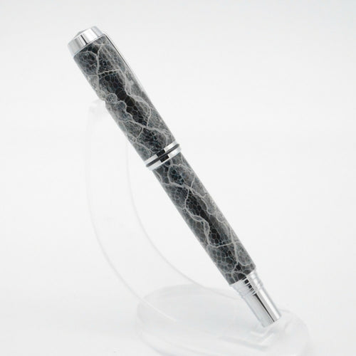 stylo_plume_en_dentelle_de_calais_caudry_i007_benjamin_pamart copie | EMPREINTES Paris - EMPREINTES Paris