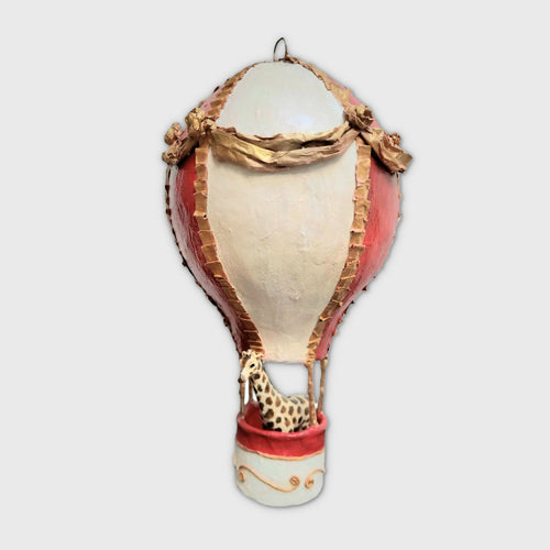 Sculpture montgolfière avec sa girafe voyageuse. | EMPREINTES Paris - EMPREINTES Paris