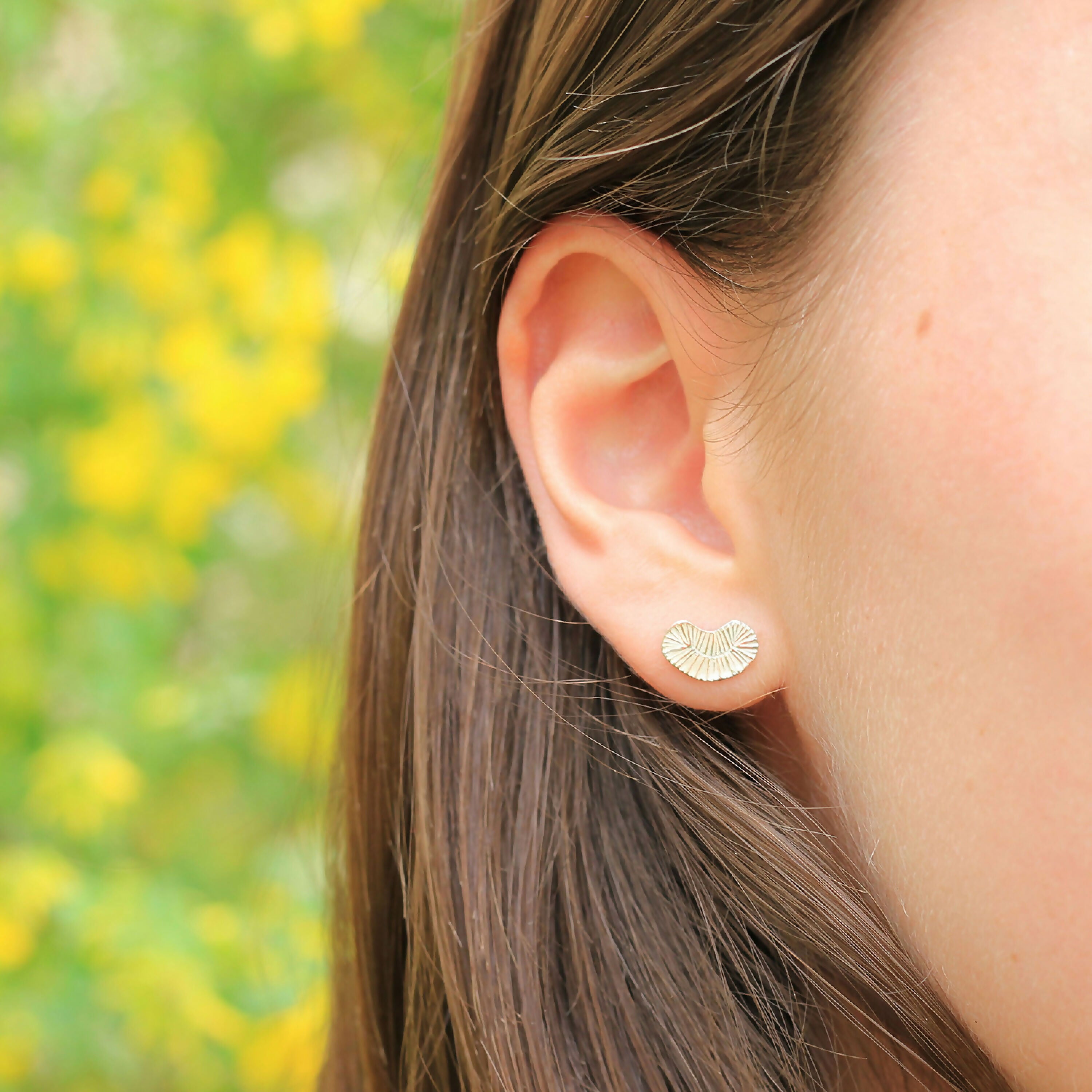 mini_puces_volute_boucles_doreilles_minimaliste_en_argent_massif_recycle_maa_bijoux copie | EMPREINTES Paris