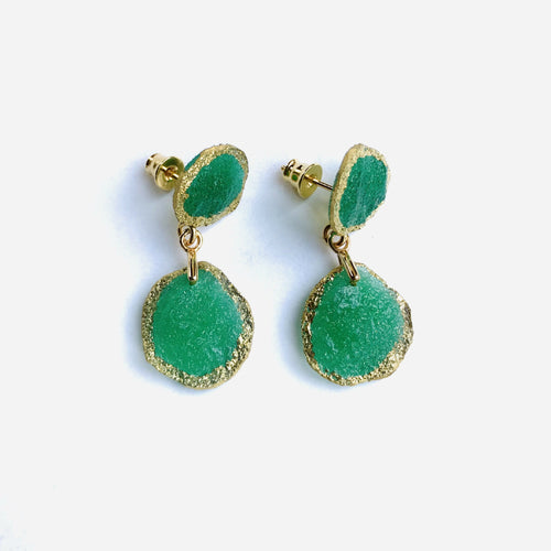 boucles_doreilles_sable_emeraude_pendantes_emeraude_mari_et_femme1 copie | EMPREINTES Paris - EMPREINTES Paris