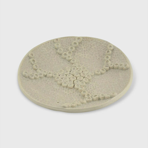plat_en_porcelaine_collection_corail_atelier_coccinelle copie | EMPREINTES Paris - EMPREINTES Paris