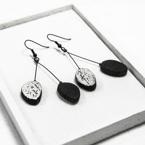 boucles_doreilles_kuro_fuli_palla_tenchi_2_charcoal_eskimeit copie | EMPREINTES Paris - EMPREINTES Paris