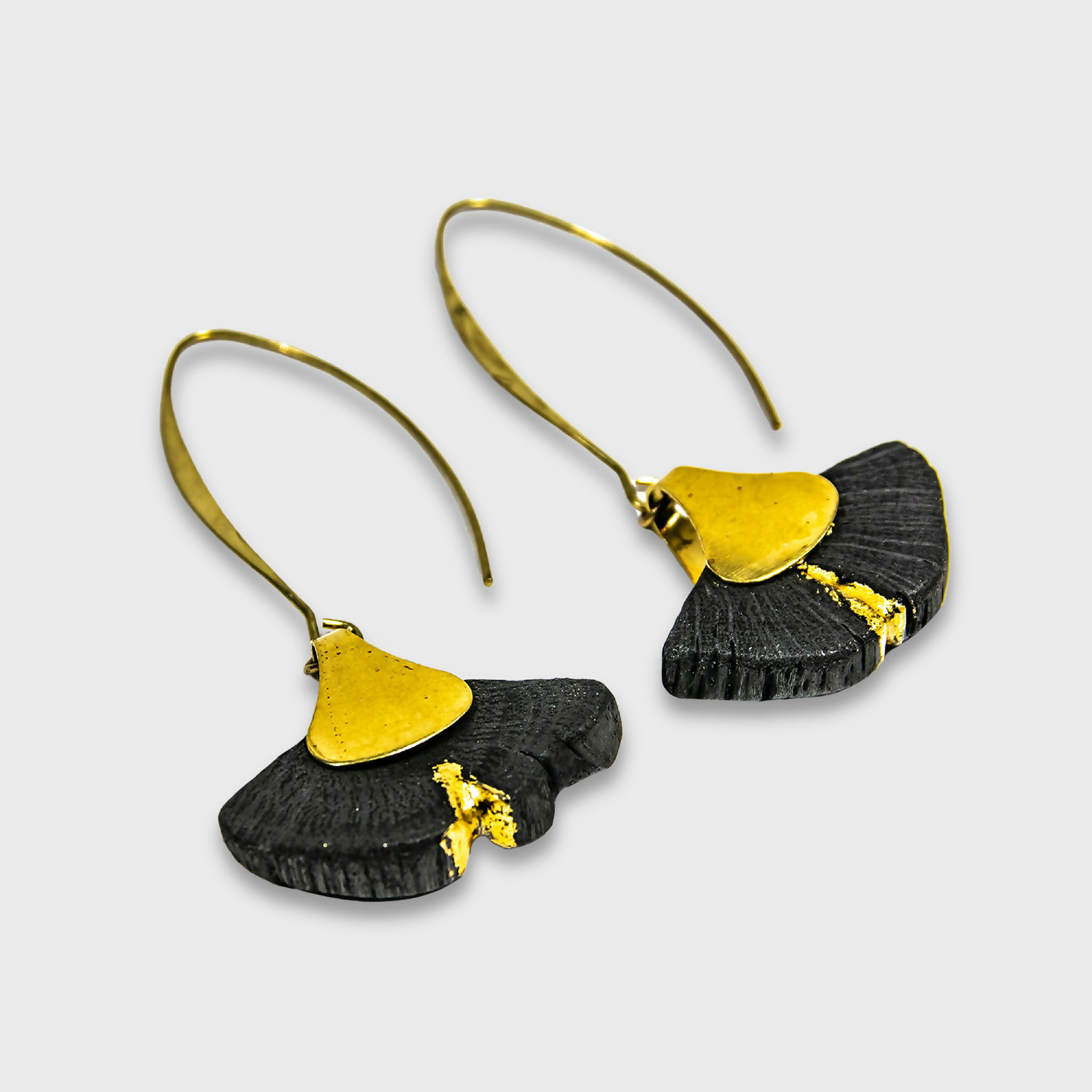 boucles_doreilles_hime_sashi_dai_kintsugi_ginko_8_charcoal_eskimeit copie | EMPREINTES Paris