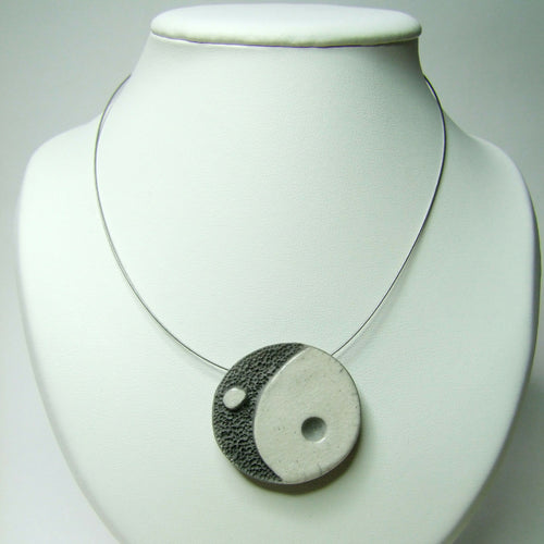 Collier Yin-Yang blanc | EMPREINTES Paris - EMPREINTES Paris