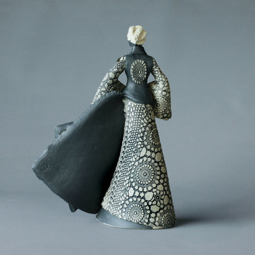 statuette_madame_noir_et_blanc_n°335_jeanne_sarah_bellaiche copie | EMPREINTES Paris - EMPREINTES Paris