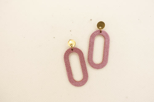 boucles_doreilles_arche_art_deco_en_cuir_rose_julie_troncin_maroquinerie | EMPREINTES Paris - EMPREINTES Paris