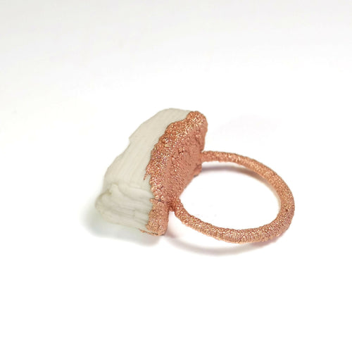 bague_porcelaine_et_cuivre_lady_c_atelier_christine_moquet copie | EMPREINTES Paris - EMPREINTES Paris