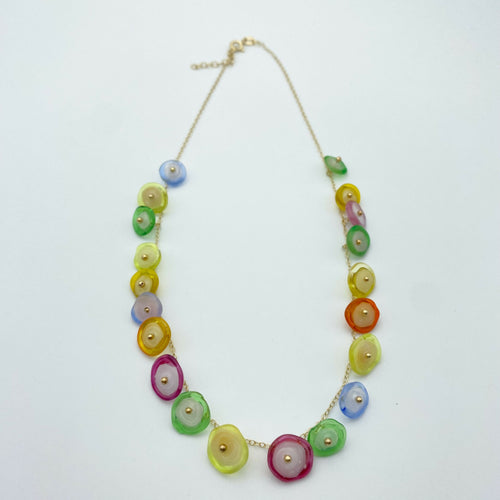 collier_de_perles_en_verre_multicolore_montees_sur_une_chaine_en_argent_plaque_or copie | EMPREINTES Paris - EMPREINTES Paris