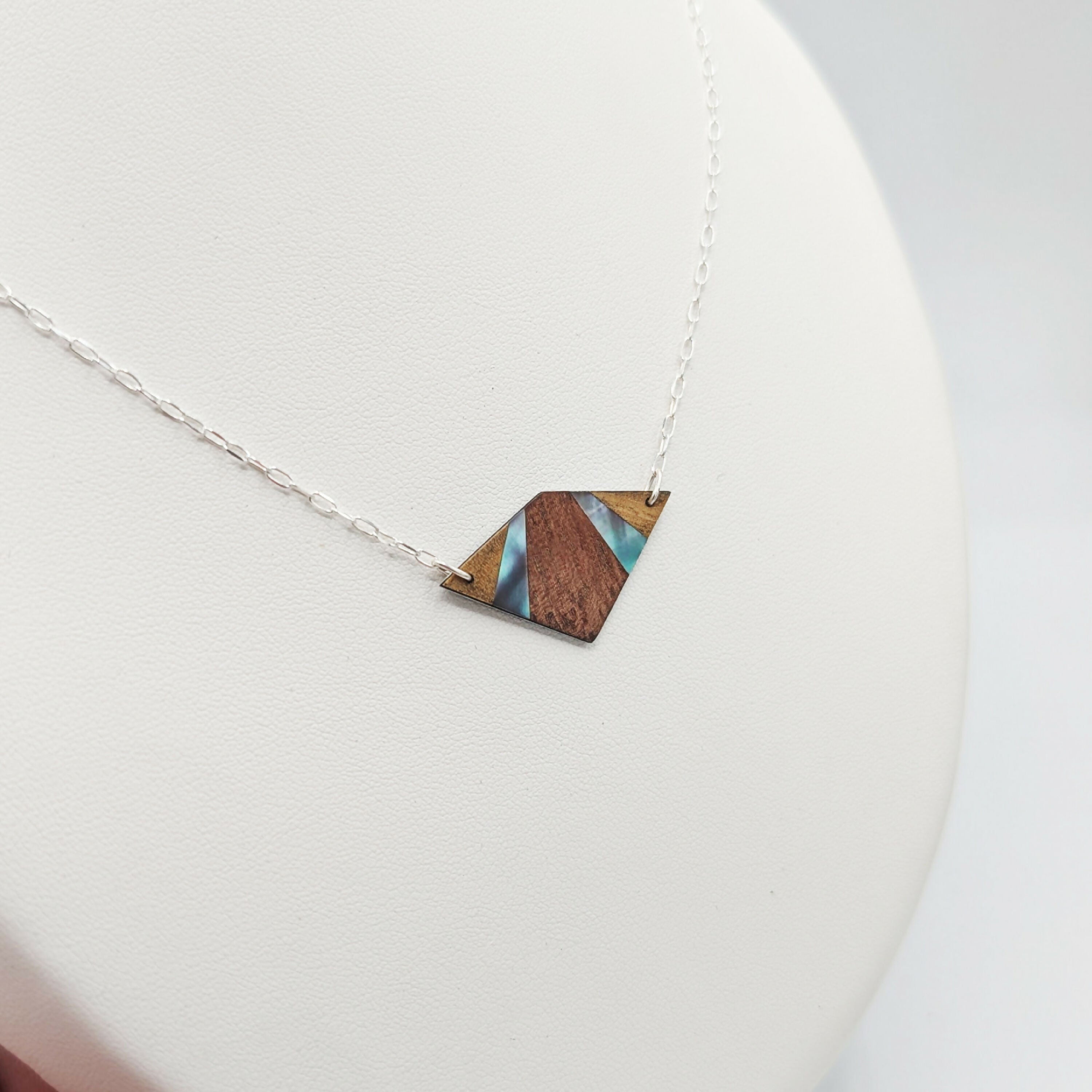 collier_fly_5_le_galludec_marqueterie copie | EMPREINTES Paris