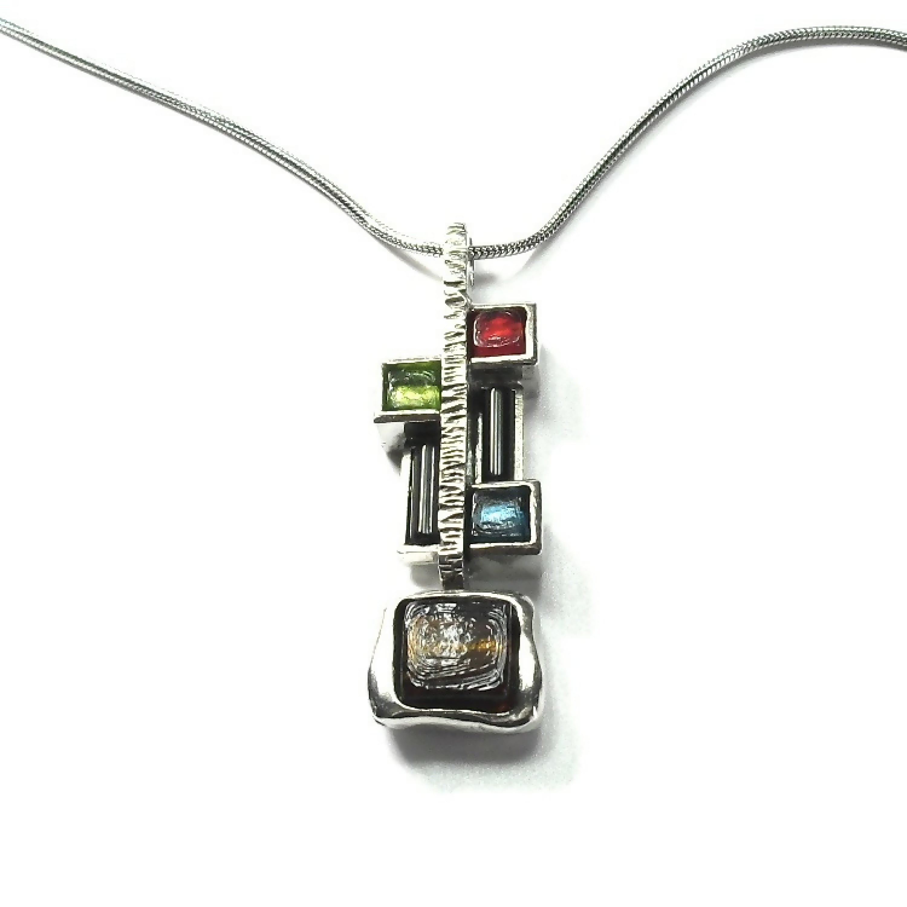 collier_avec_pendentif_en_etain_et_verre_colore_bijoux_christine_philippe copie | EMPREINTES Paris