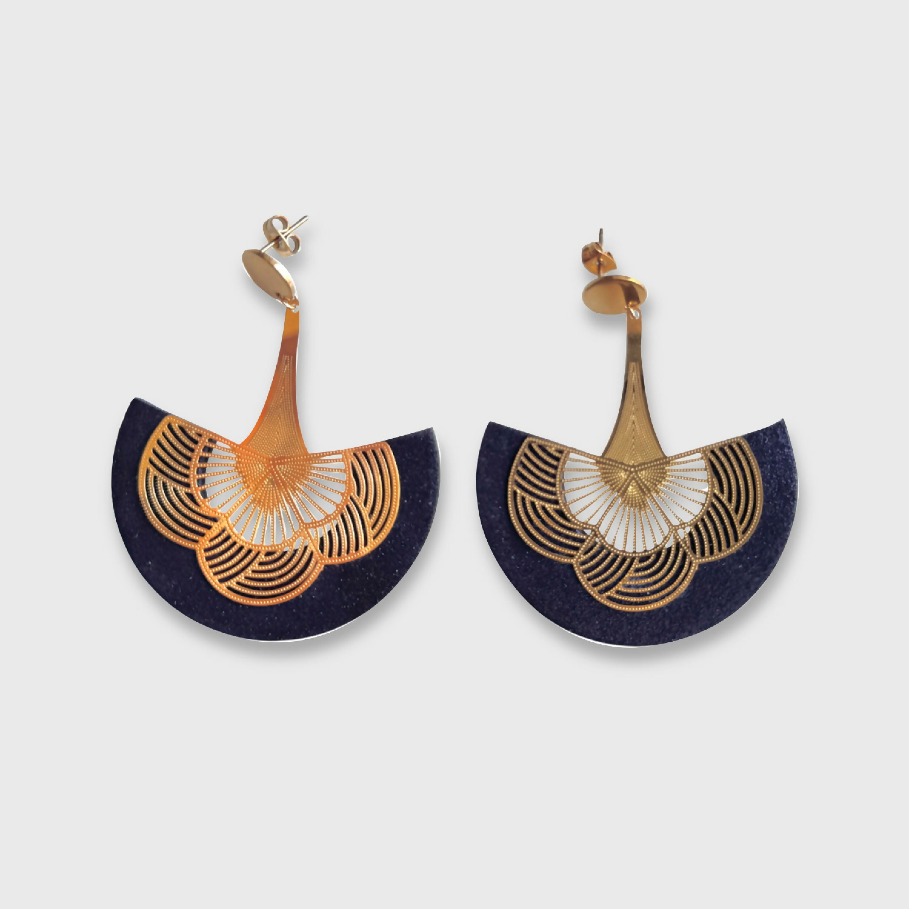 boucles_doreilles_1930_bleues_nuits_pailletees_julie_troncin_maroquinerie-Photoroom copie | EMPREINTES Paris