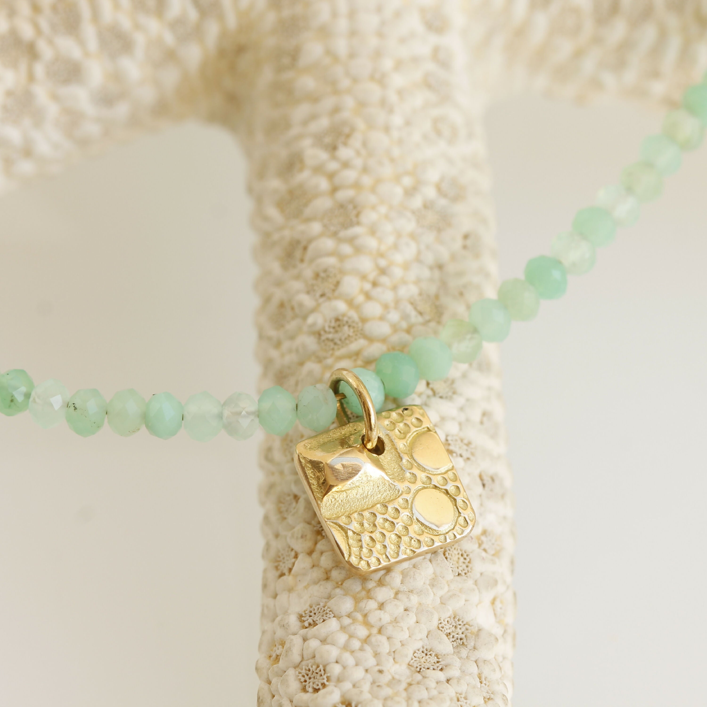 31fgFiTNaK | EMPREINTES Paris