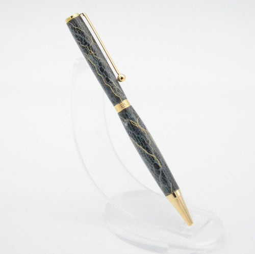 stylo_bille_en_dentelle_de_calais_caudry_i004_benjamin_pamart copie | EMPREINTES Paris - EMPREINTES Paris