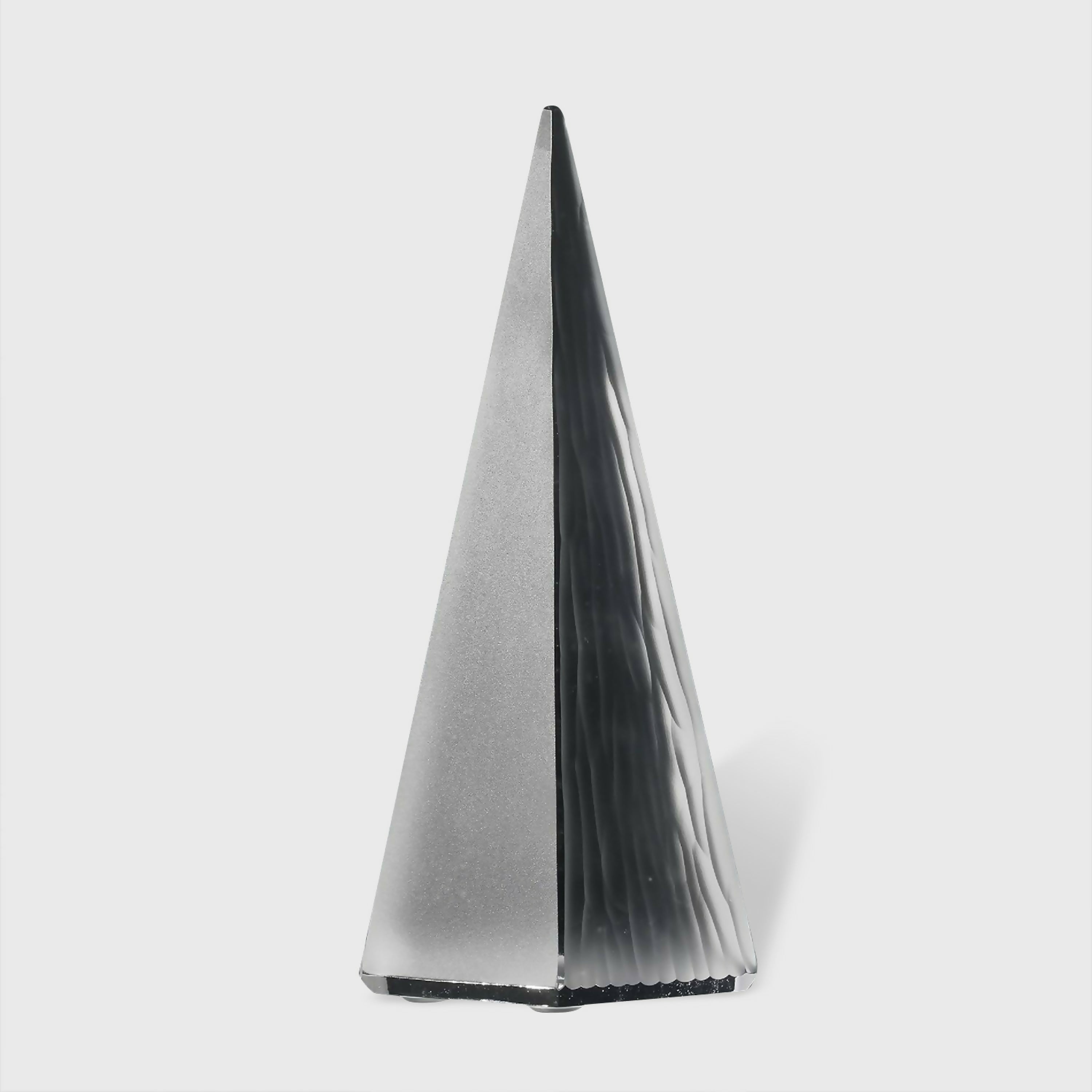 sculpture_pyramide_bomma_grand_format_trait_dunion_artisans copie | EMPREINTES Paris