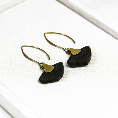 boucles_doreilles_mini_hime_fuli_ginko_3_charcoal_eskimeit copie | EMPREINTES Paris - EMPREINTES Paris