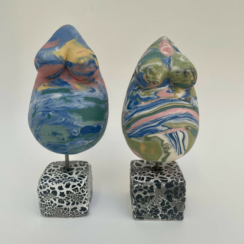 sculpture_femme_enceinte_neriage_porcelaine_multicolore_6_guenaelle_grassi copie | EMPREINTES Paris - EMPREINTES Paris