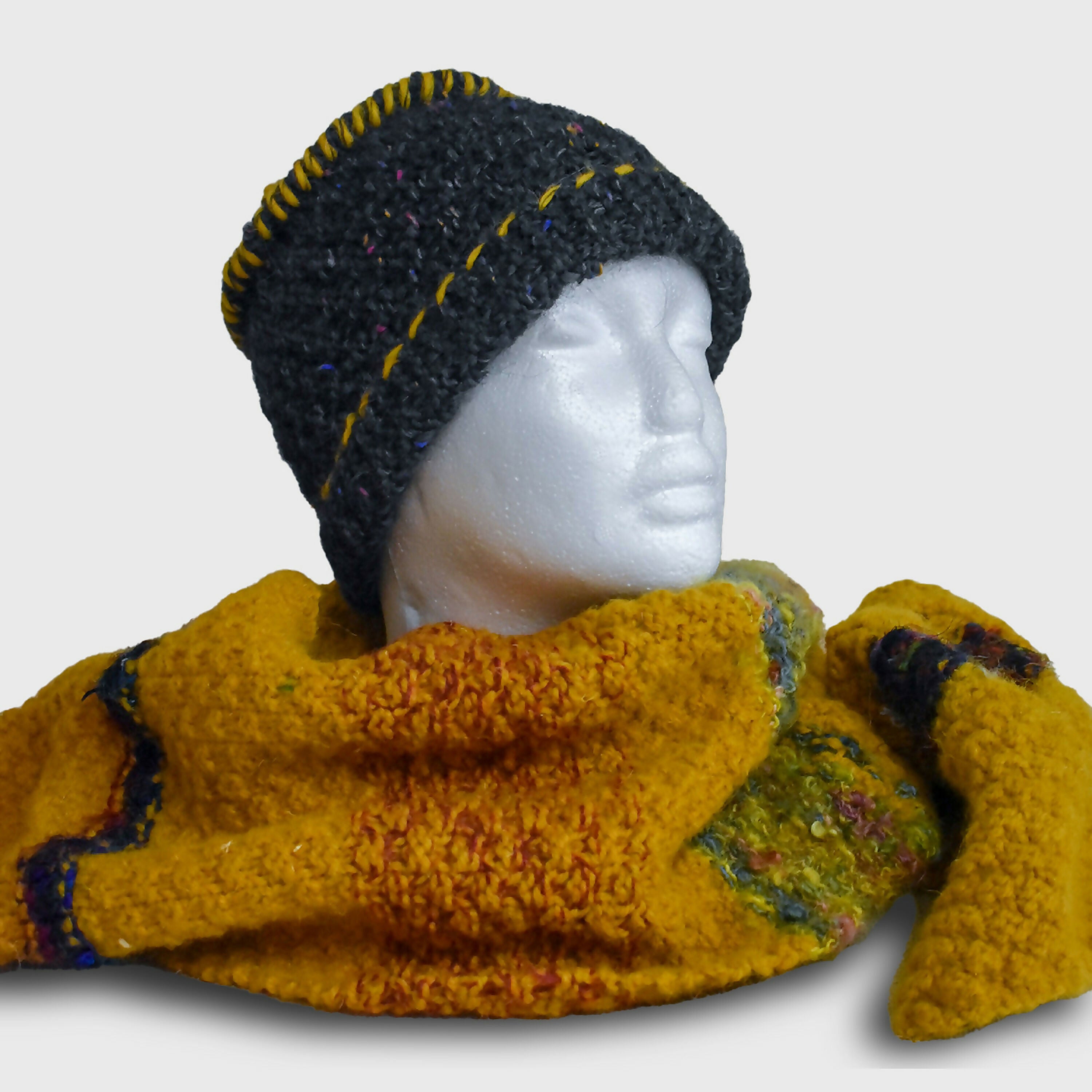 ensemble_bonnet_et_echarpe_brigitte_les_aiguilles_de_bribri copie | EMPREINTES Paris