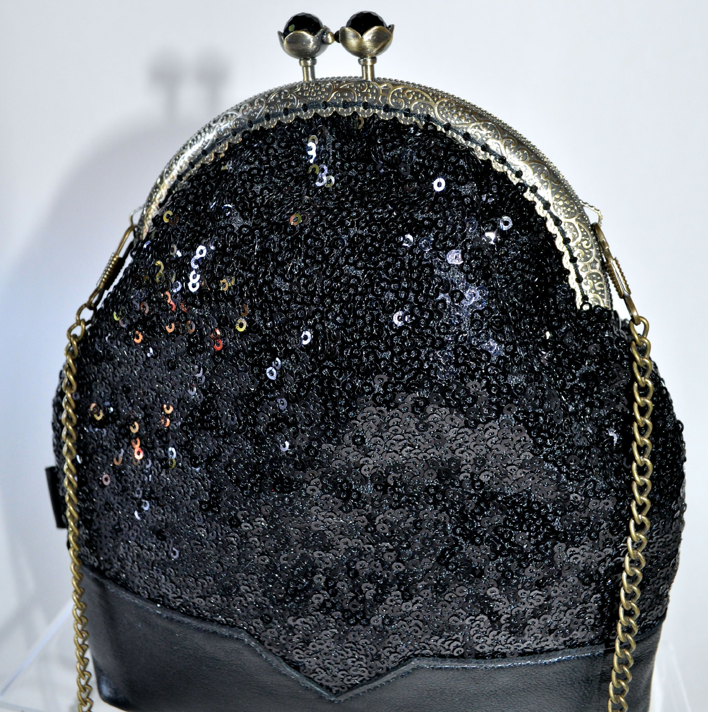 cn0T8ujpbT | EMPREINTES Paris