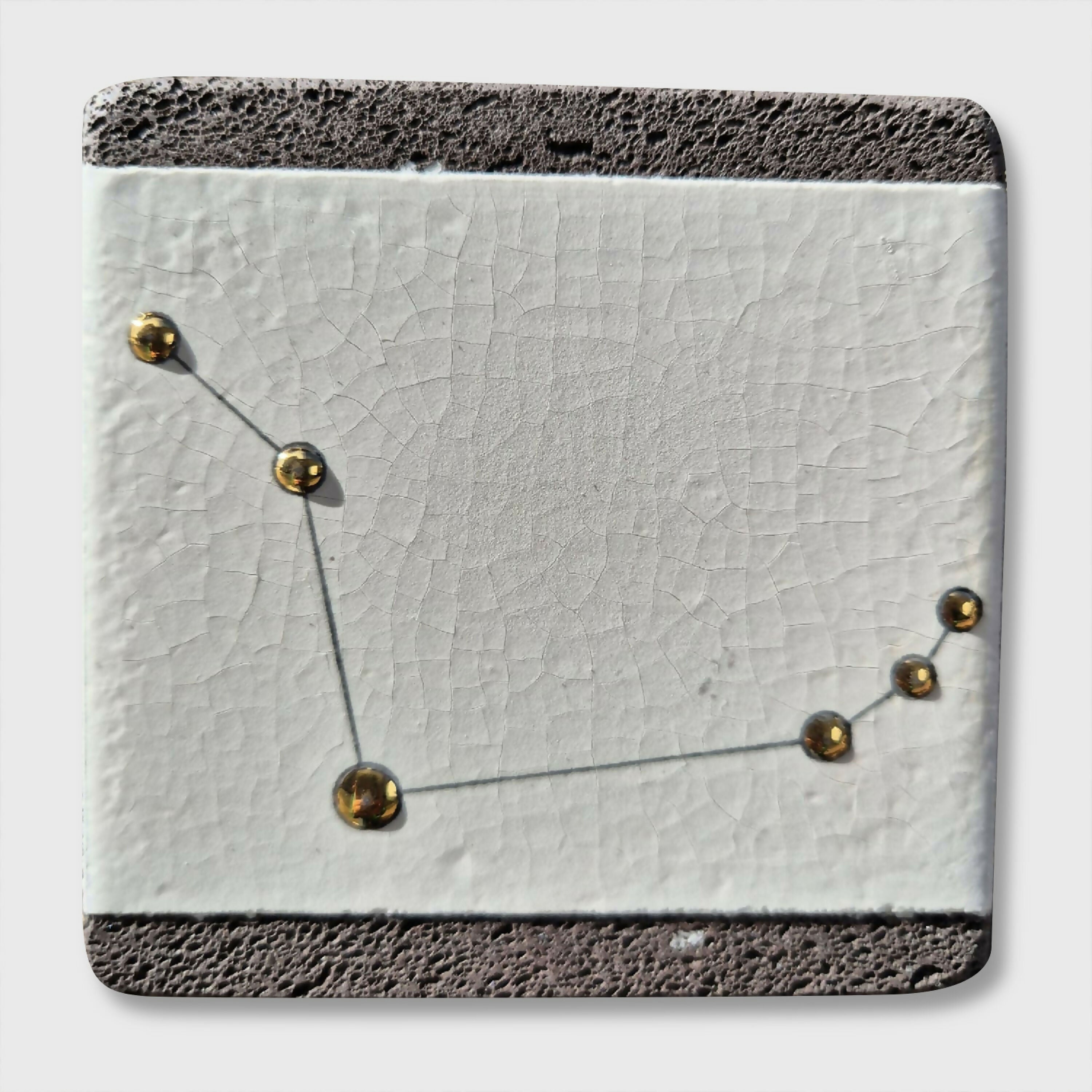 carre_de_pierre_de_lave_emaillee_constellation_du_belier_les_emaux_de_marie copie | EMPREINTES Paris