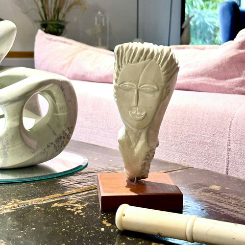 Figurine 19 en pierre calcaire de l'île de Ré | EMPREINTES Paris - EMPREINTES Paris