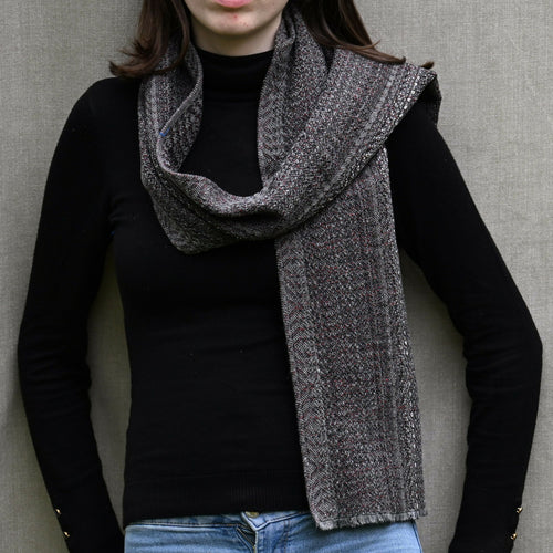 echarpe_gris_ardoise_creation_tissages_francois_vieillard copie | EMPREINTES Paris - EMPREINTES Paris
